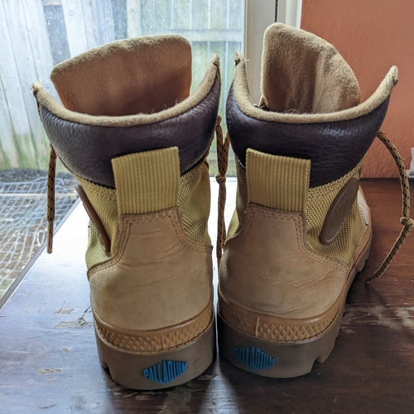 Palladium Waterproof Hiking / All-Weather Boots 🥾 - Picture 3 of 6